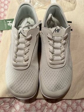 Hike Footwear All-White Lightweight Women's Casual Sneakers